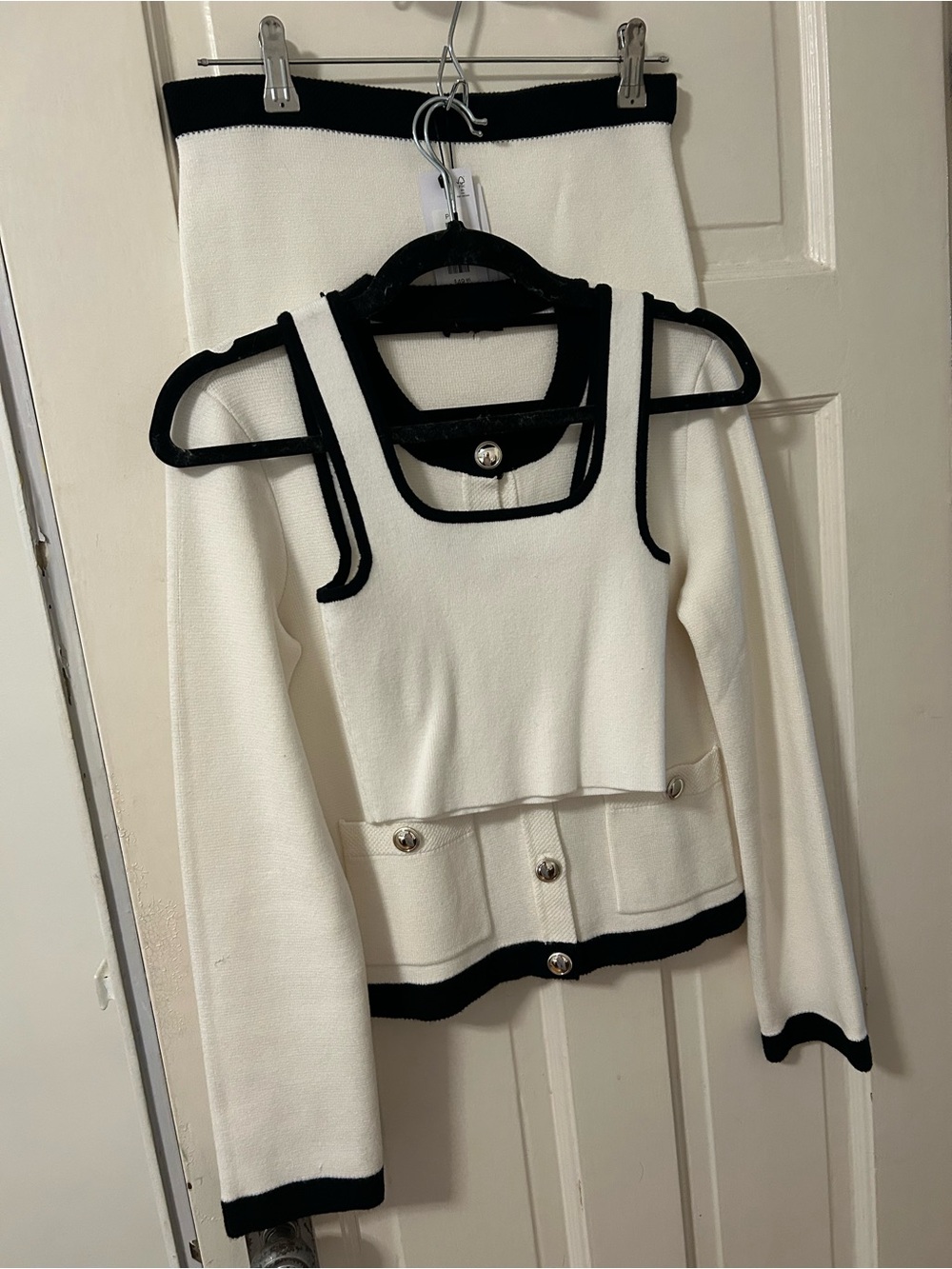 Dynamite White Knit Top with Black Trim